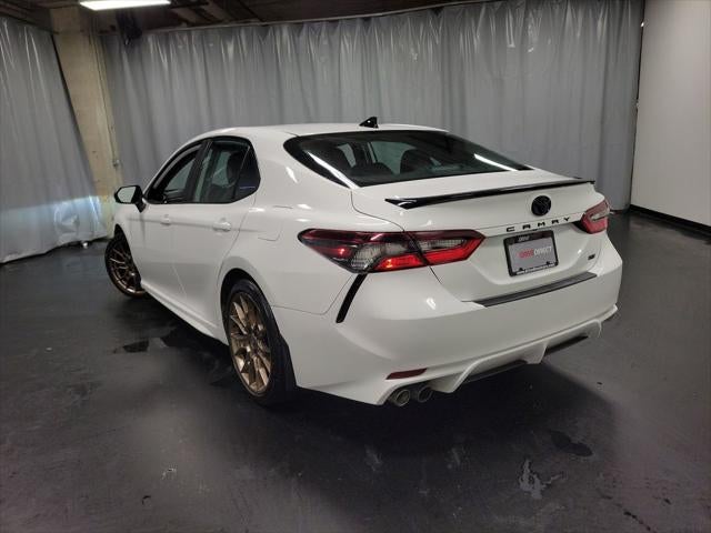 2024 Toyota Camry Hybrid SE