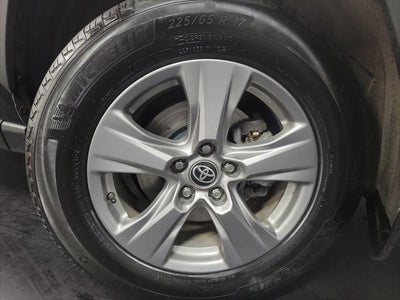2022 Toyota RAV4 Hybrid XLE