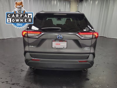 2022 Toyota RAV4 Hybrid XLE