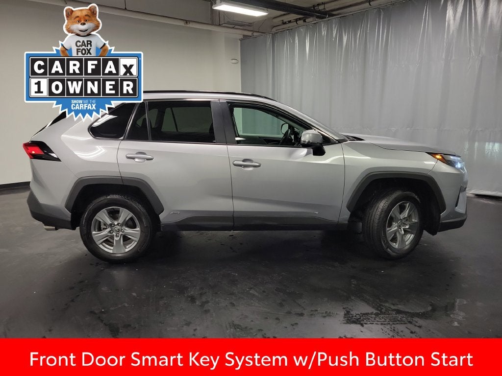 2025 Toyota RAV4 Hybrid XLE