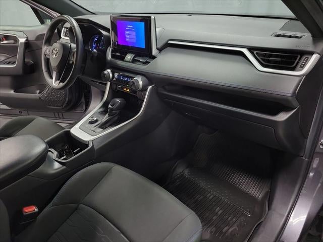 2023 Toyota RAV4 Hybrid SE