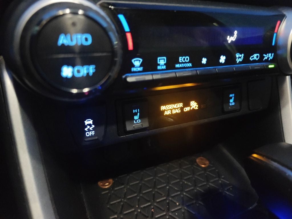 2022 Toyota RAV4 Hybrid SE