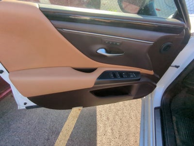 2021 Lexus ES 250