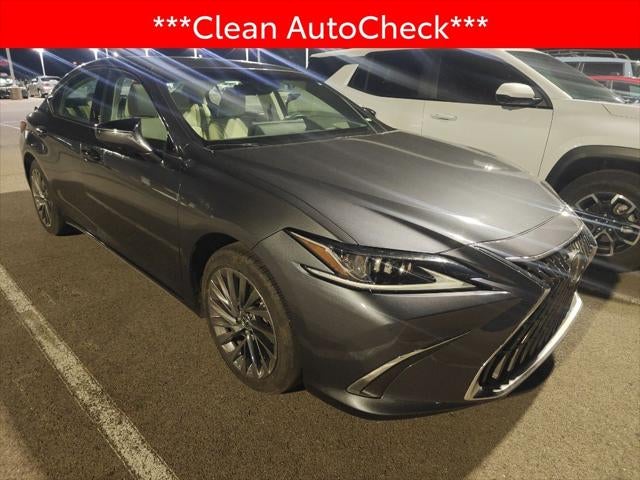 2024 Lexus ES 300h Luxury