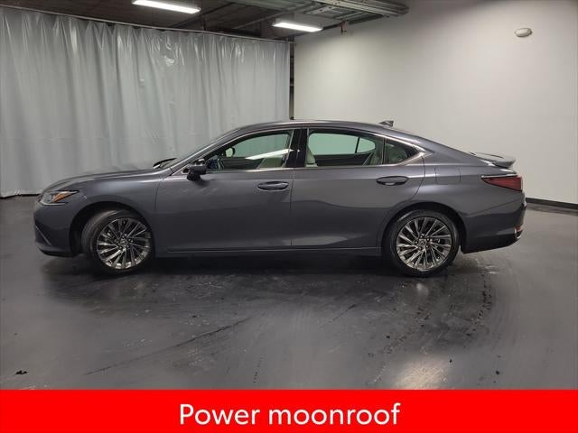 2024 Lexus ES 300h Luxury