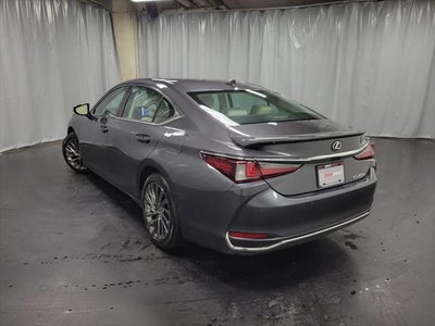 2024 Lexus ES 300h Luxury