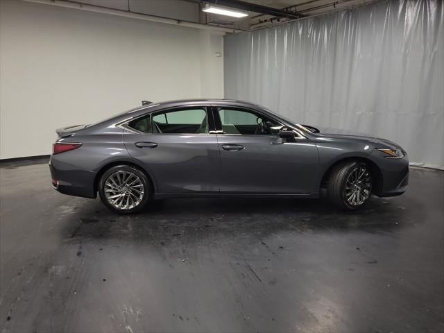 2024 Lexus ES 300h Luxury