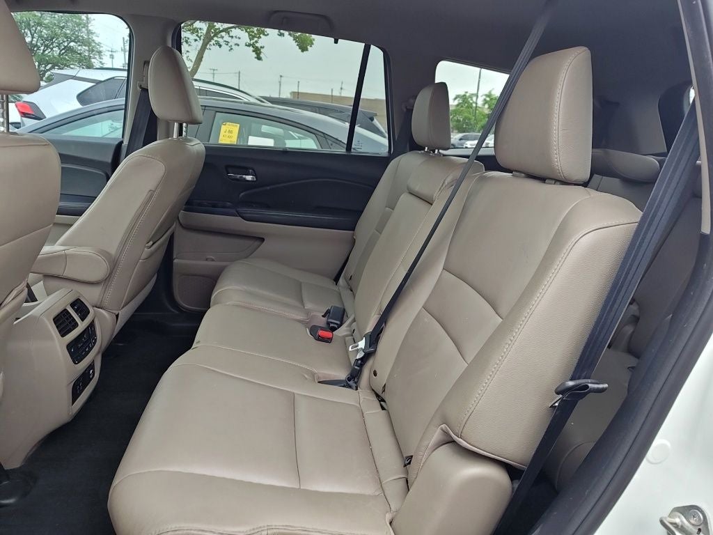 2019 Honda Pilot Touring 8 Passenger