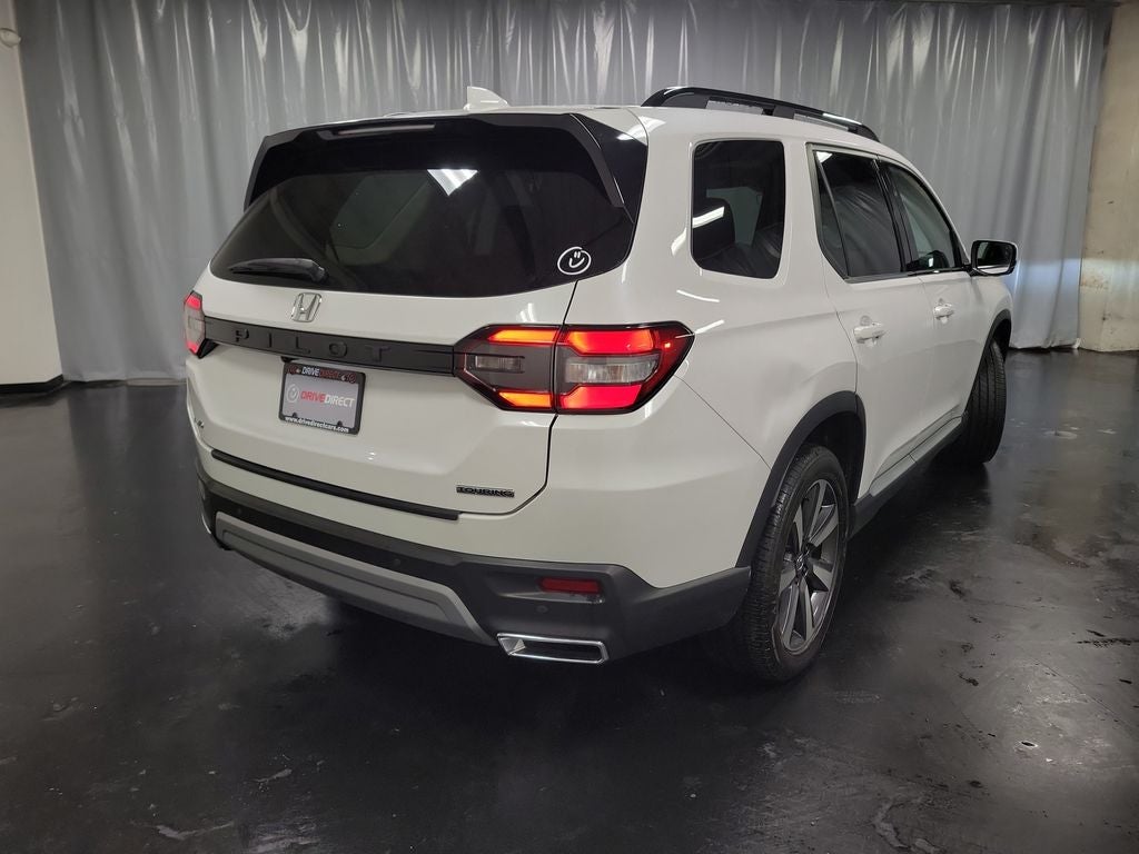 2025 Honda Pilot Touring