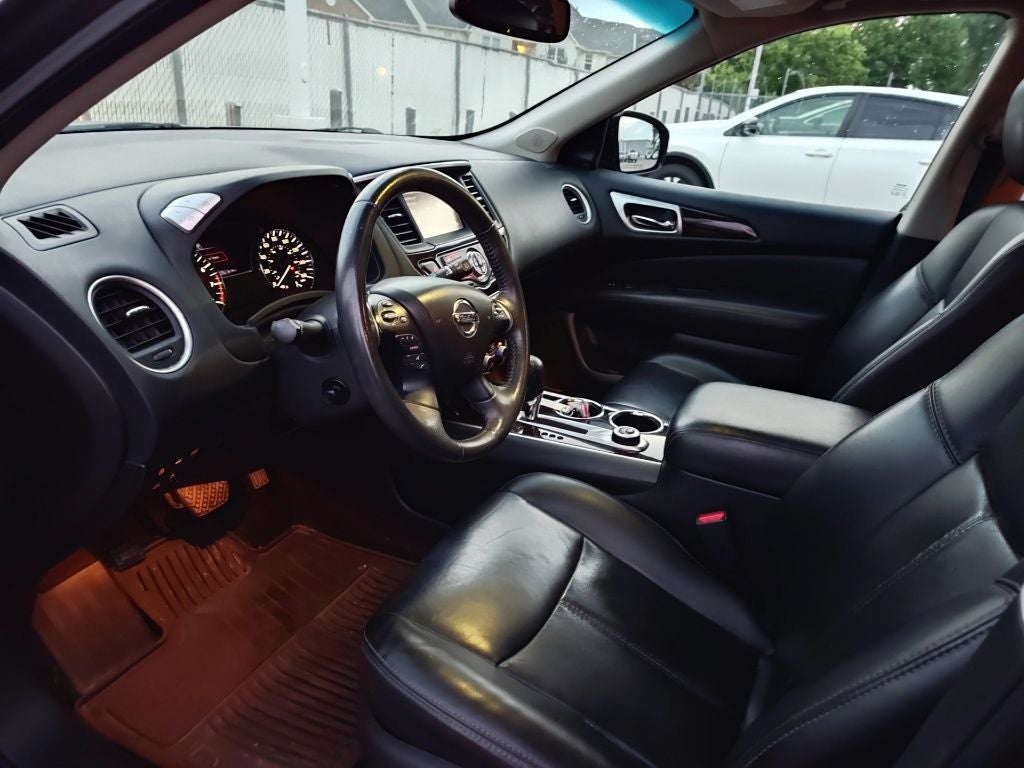 2016 Nissan Pathfinder Platinum