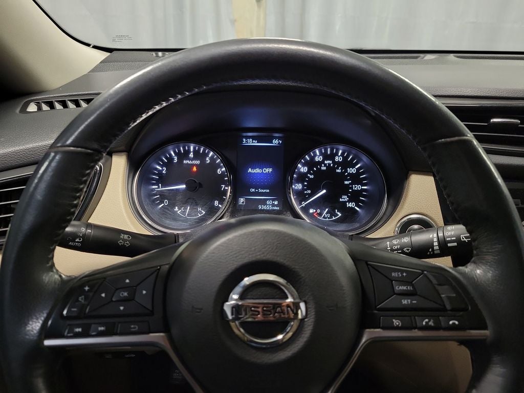 2017 Nissan Rogue SV