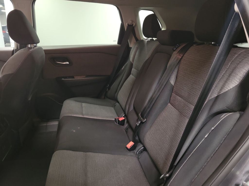 2023 Nissan Rogue SV - Photo 19