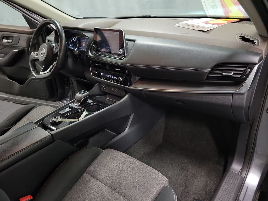 2023 Nissan Rogue SV - Photo 22