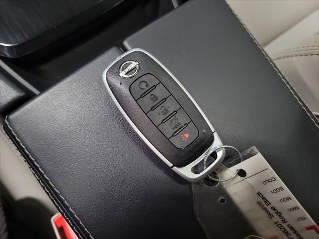 2024 Nissan Rogue SL