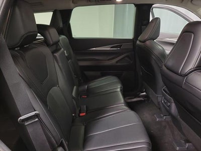 2024 INFINITI QX60 LUXE