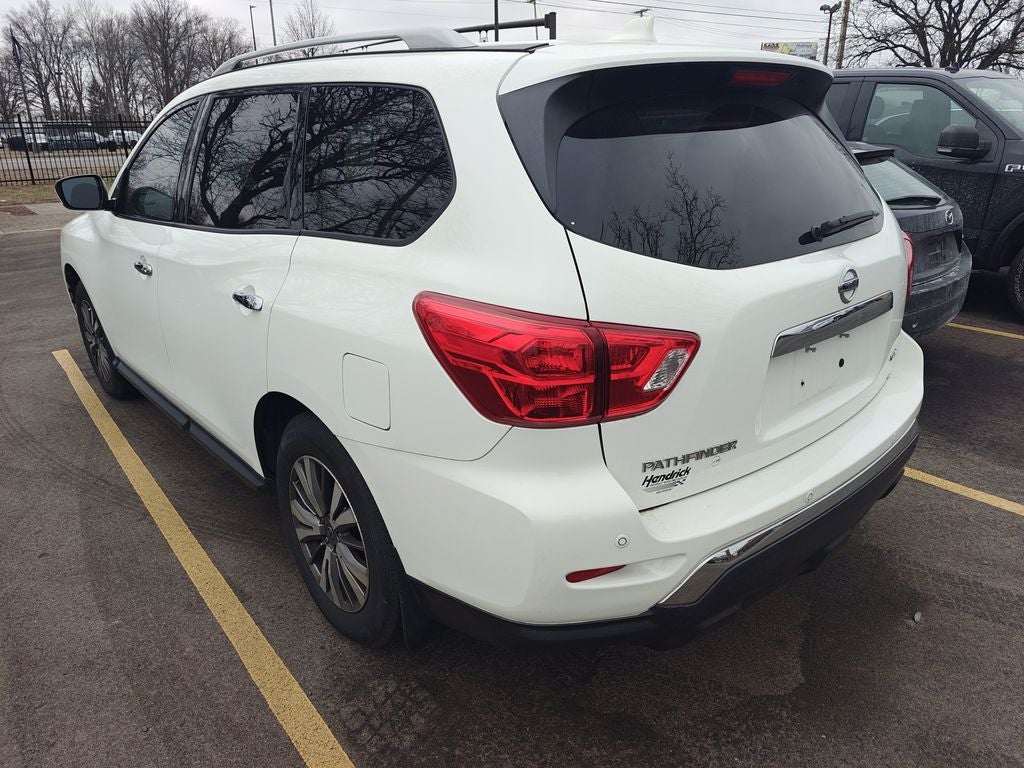 2019 Nissan Pathfinder SV
