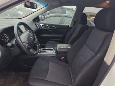 2019 Nissan Pathfinder SV