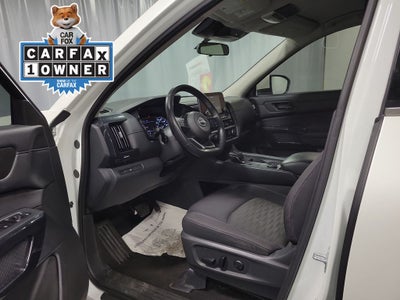 2023 Nissan Pathfinder SV