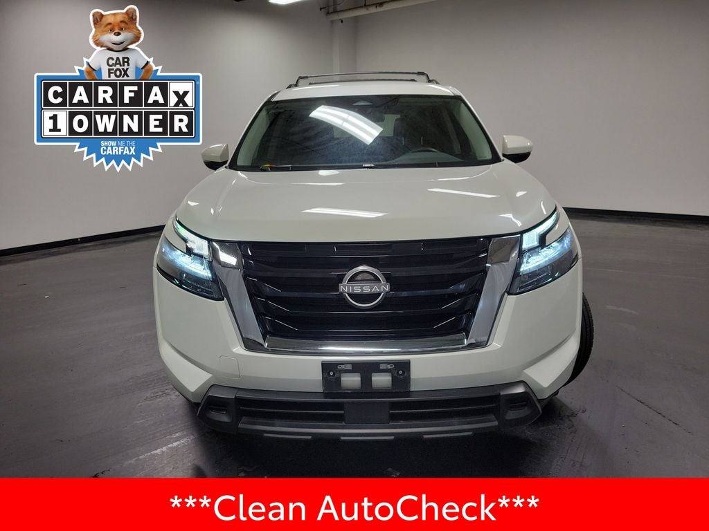 2023 Nissan Pathfinder SV