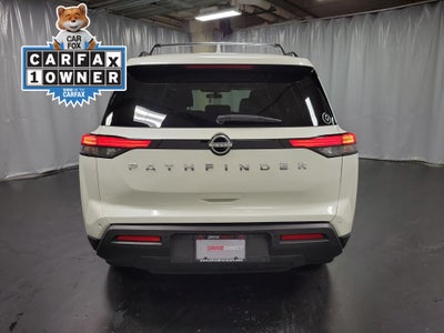 2023 Nissan Pathfinder SV
