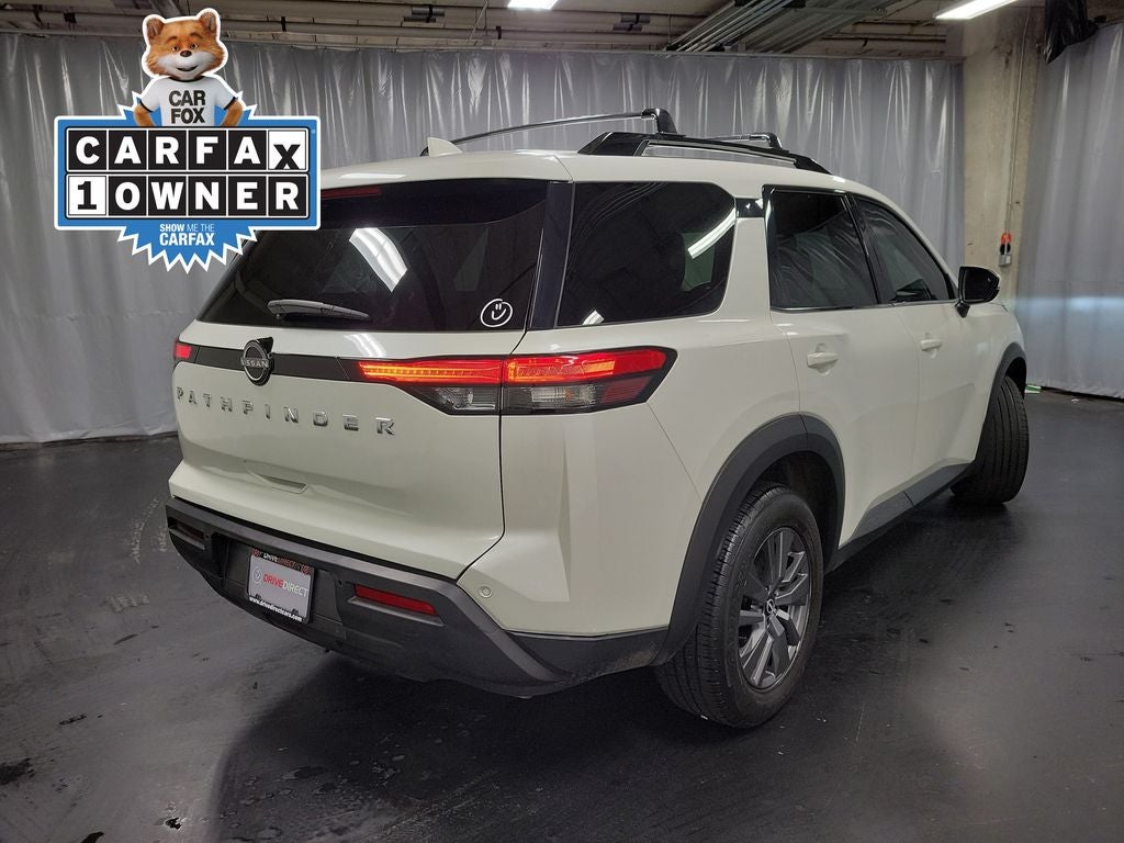 2023 Nissan Pathfinder SV