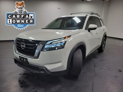 2023 Nissan Pathfinder SV