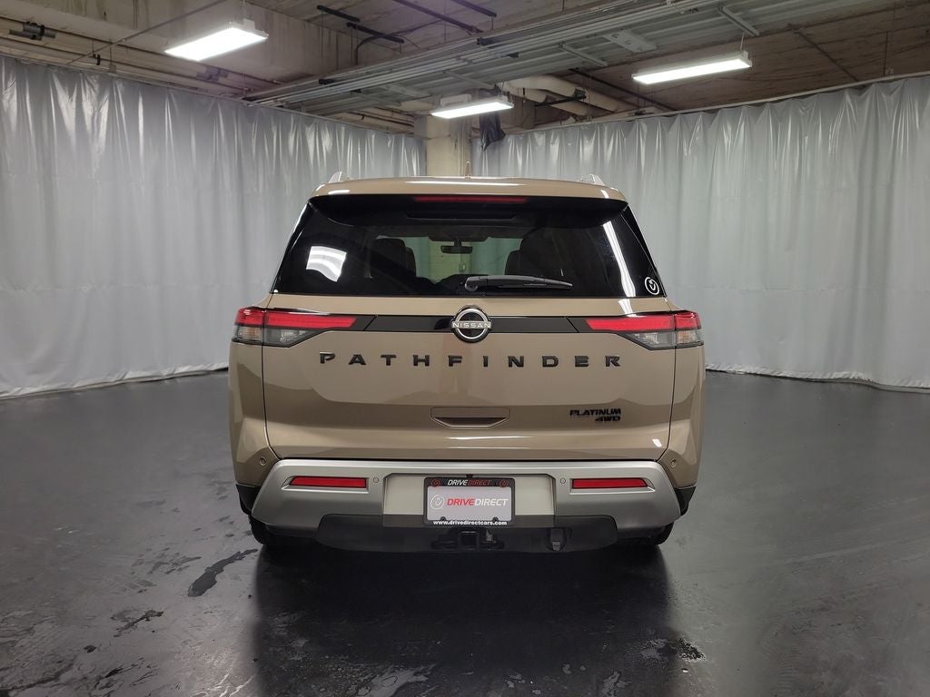 2023 Nissan Pathfinder Platinum