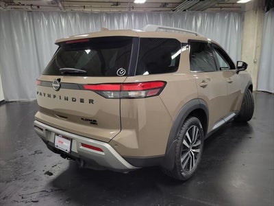 2023 Nissan Pathfinder Platinum