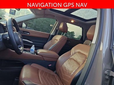 2024 Nissan Pathfinder Platinum