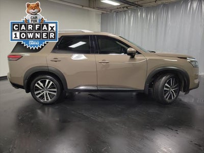 2024 Nissan Pathfinder Platinum