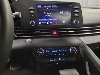 2022 Hyundai Elantra SEL