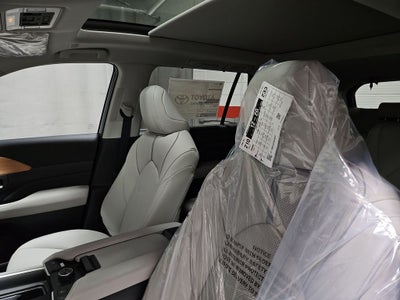 2026 Toyota Grand Highlander Platinum