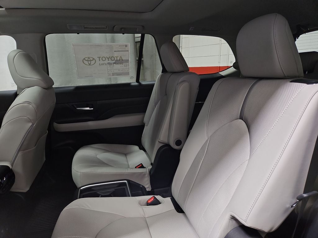 2026 Toyota Grand Highlander Platinum