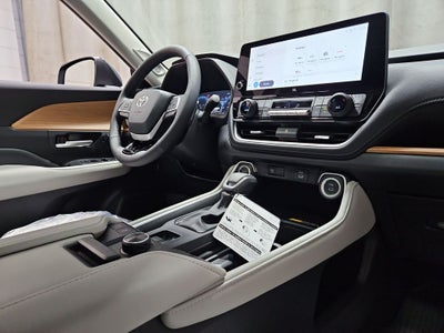 2026 Toyota Grand Highlander Platinum