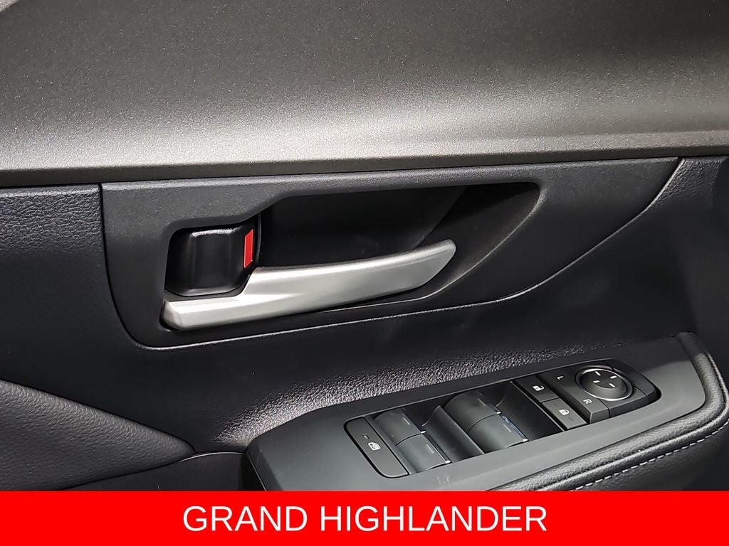 2026 Toyota Grand Highlander LE