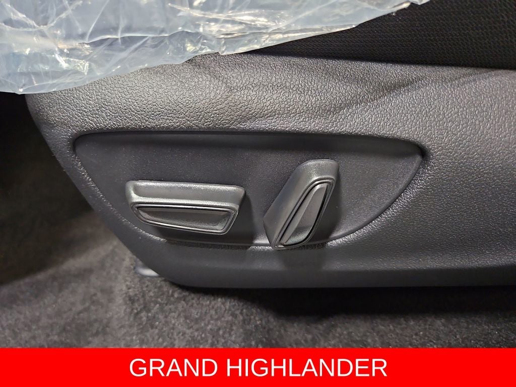 2026 Toyota Grand Highlander LE