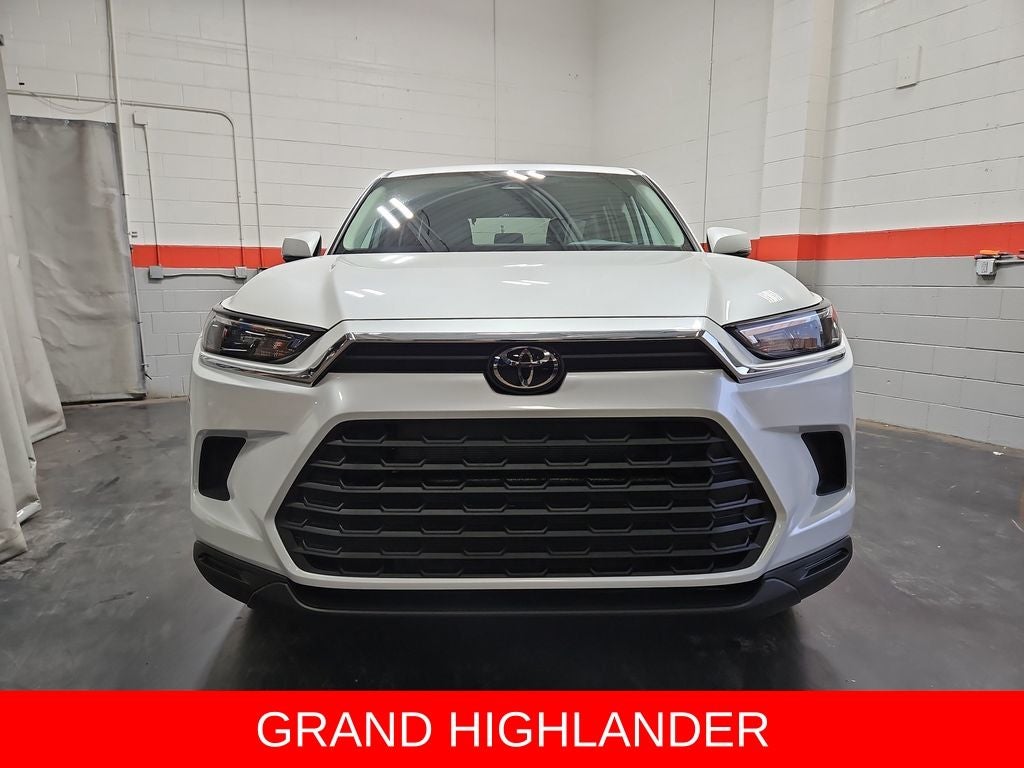 2026 Toyota Grand Highlander LE