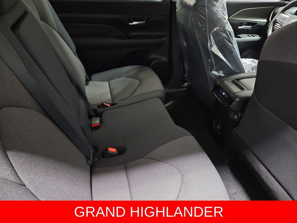 2026 Toyota Grand Highlander LE