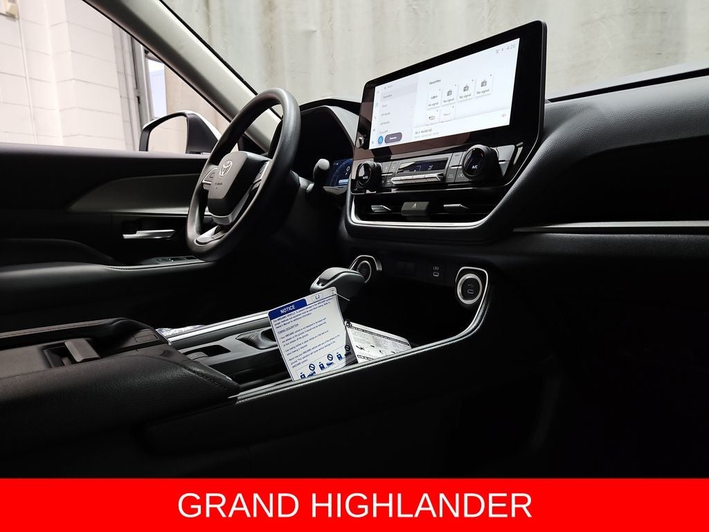 2026 Toyota Grand Highlander LE
