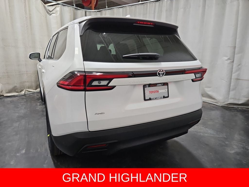 2026 Toyota Grand Highlander LE