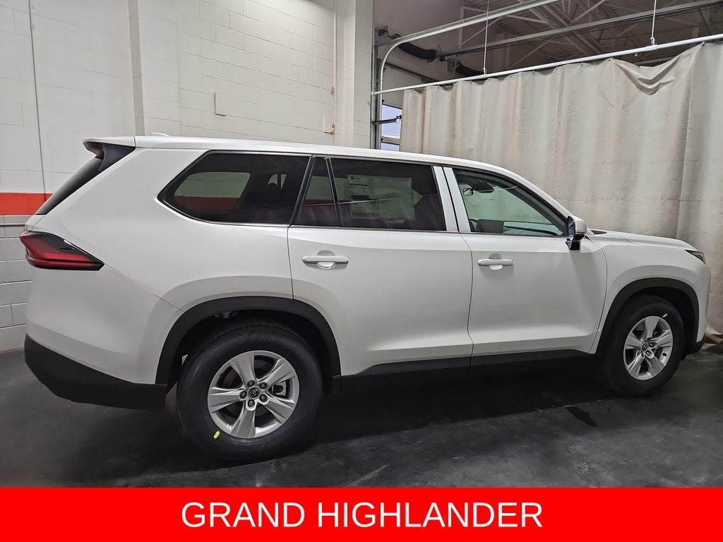 2026 Toyota Grand Highlander LE