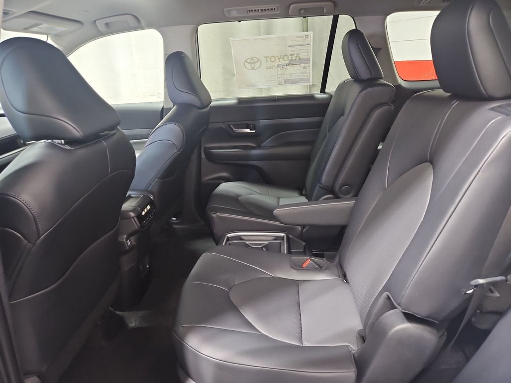 2026 Toyota Grand Highlander Hybrid XLE