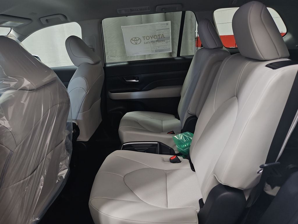 2026 Toyota Grand Highlander Hybrid XLE