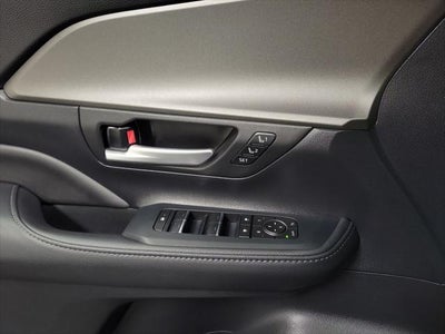 2025 Toyota Grand Highlander Hybrid Nightshade Edition