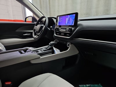 2026 Toyota Grand Highlander Hybrid XLE