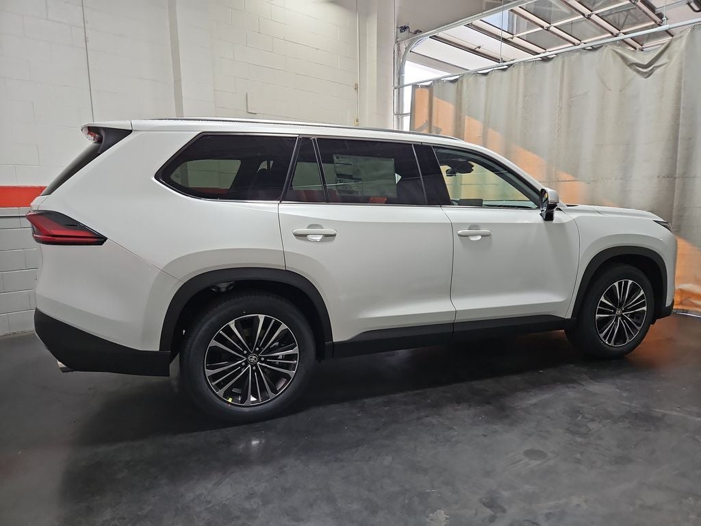 2026 Toyota Grand Highlander Hybrid MAX Platinum