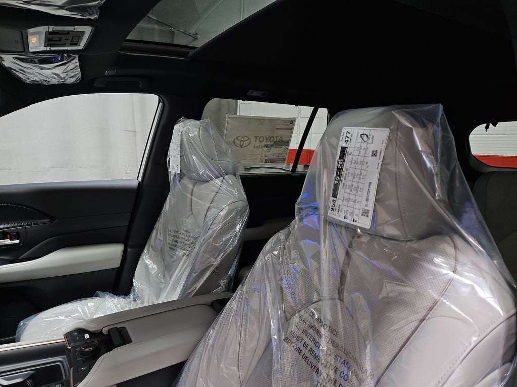 2026 Toyota Grand Highlander Hybrid MAX Platinum