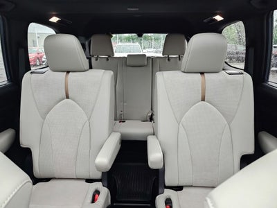 2025 Toyota Grand Highlander Hybrid MAX Platinum