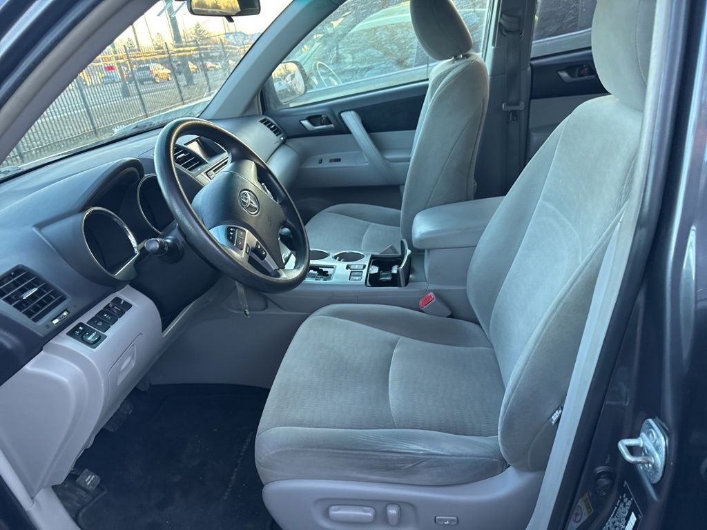 2013 Toyota Highlander Base Plus V6