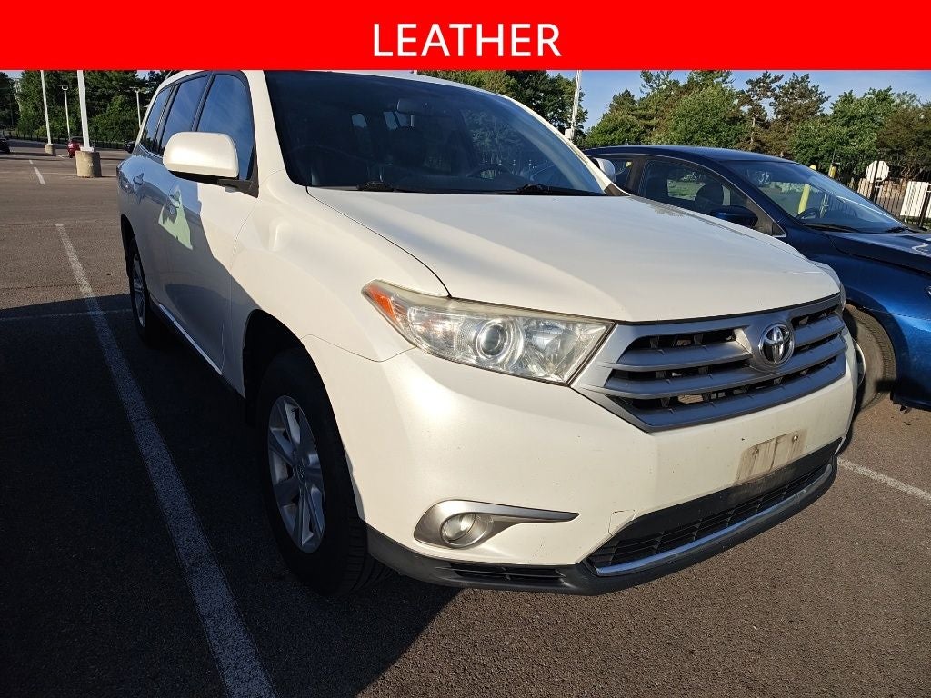 2013 Toyota Highlander SE